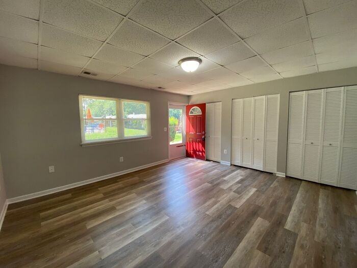 8 Shetland Circle - Photo 4 of 10