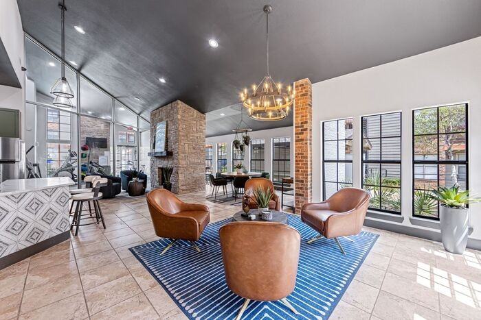 2557 Thomason Circle #293 - Photo 7 of 31