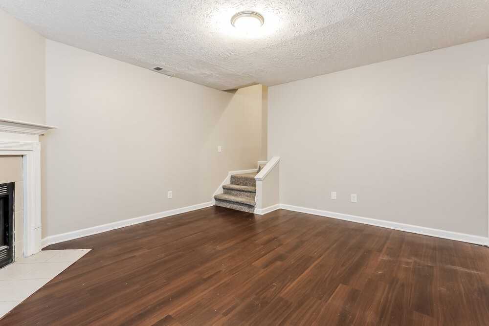 102 Inverness Trce - Photo 5 of 17