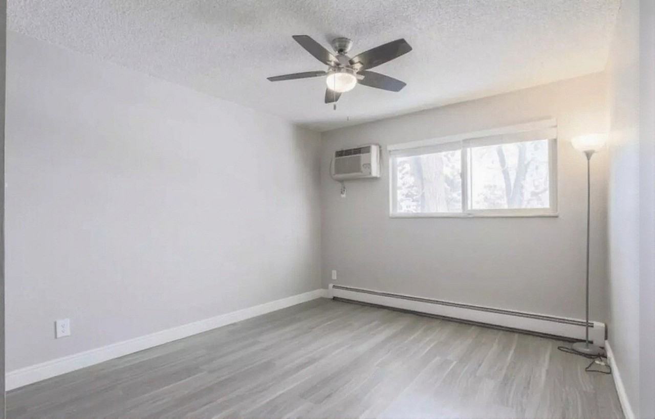 Crescent Apartments - Photo 7 of 34