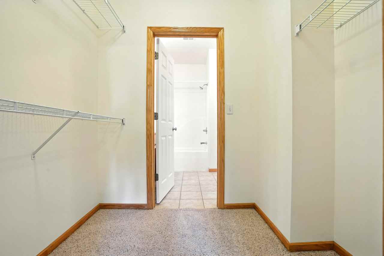 29 Redtail Bnd #20 - Photo 2 of 21