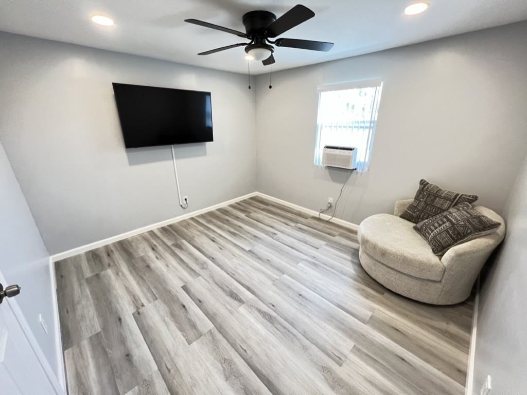 132 S Lemon Ave #NA - Photo 6 of 8