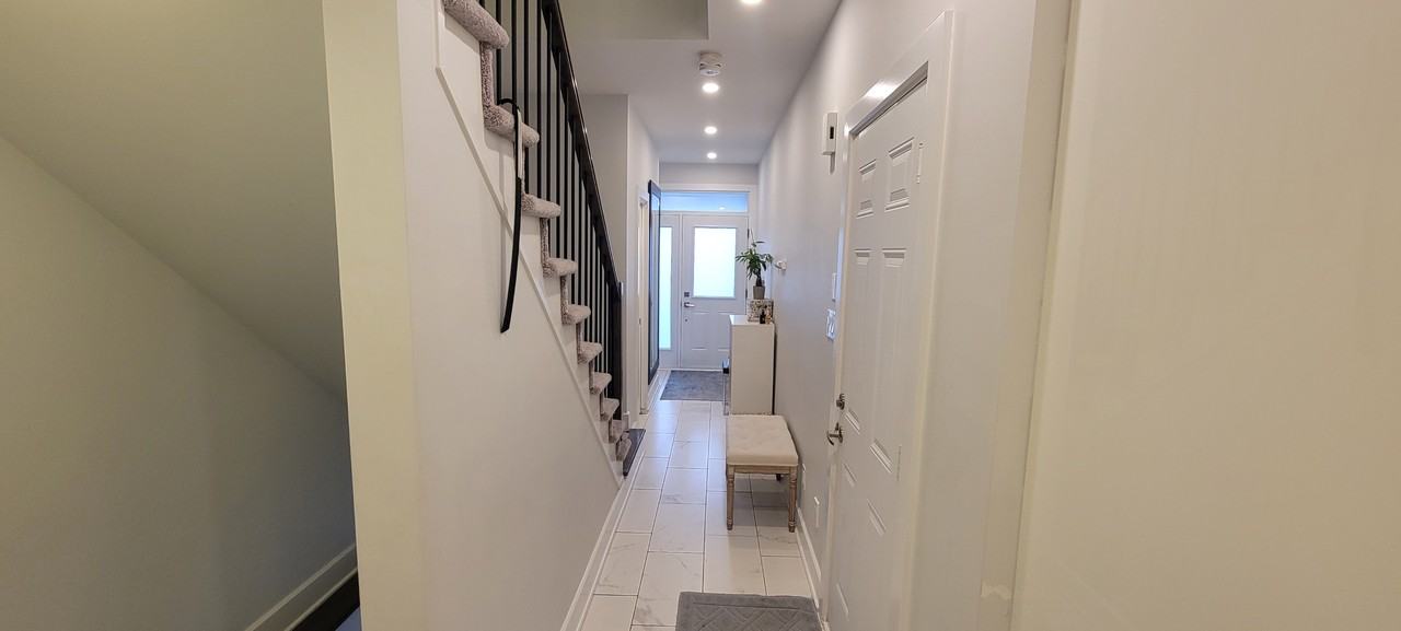 1008 Shefford Road - Photo 3 of 36