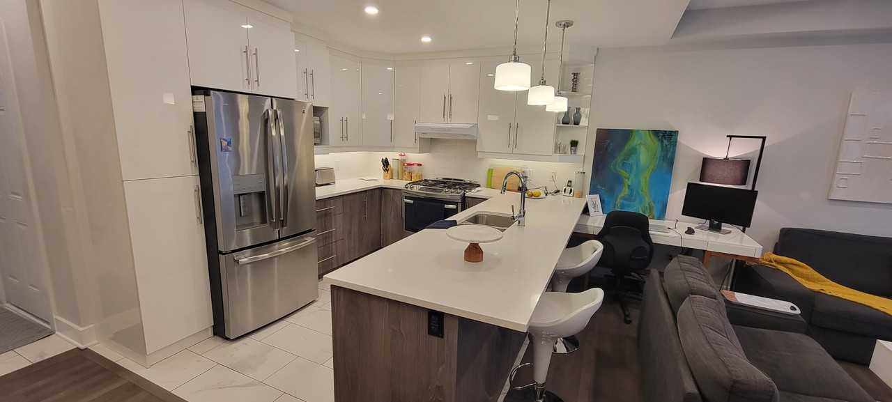 1008 Shefford Road - Photo 6 of 36