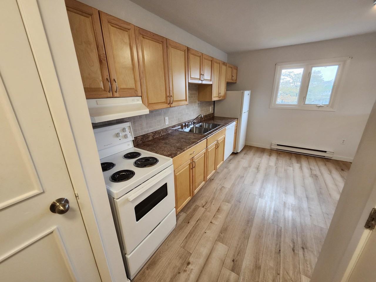 355 Prince Street #10 - Photo 2 of 12