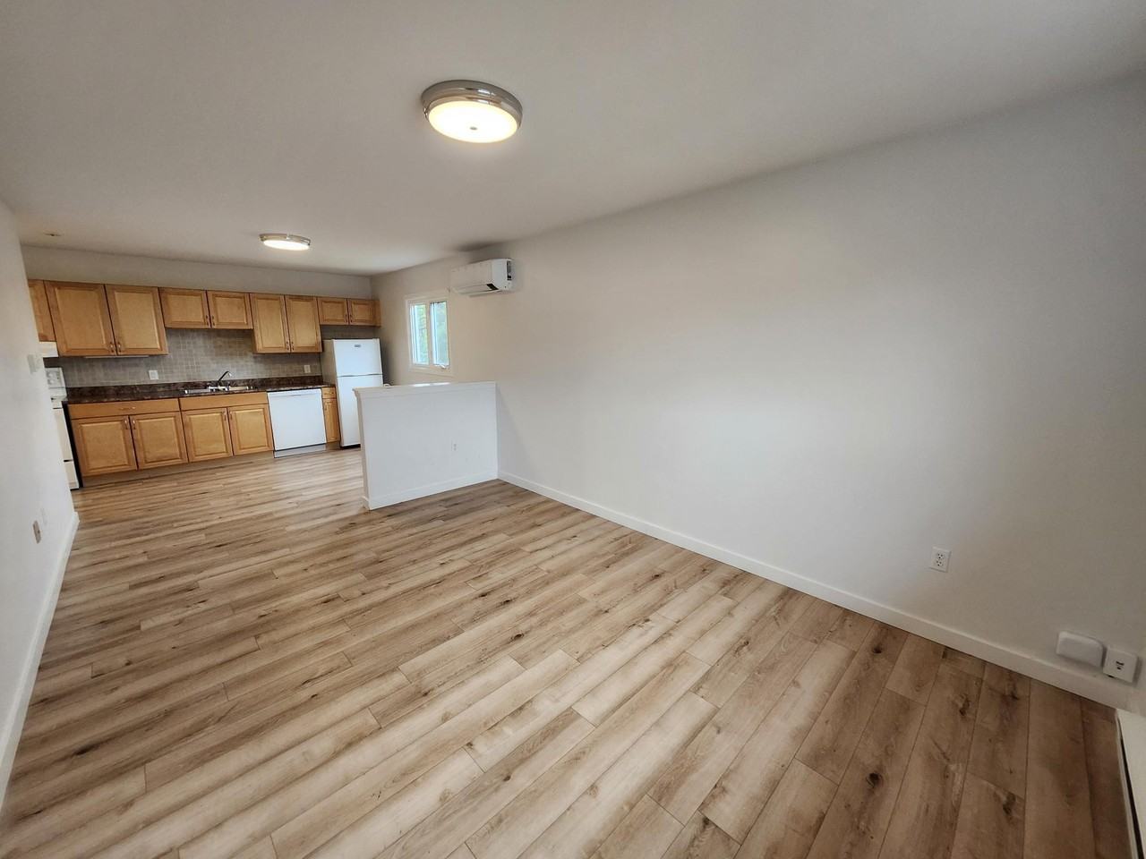 355 Prince Street #10 - Photo 3 of 12