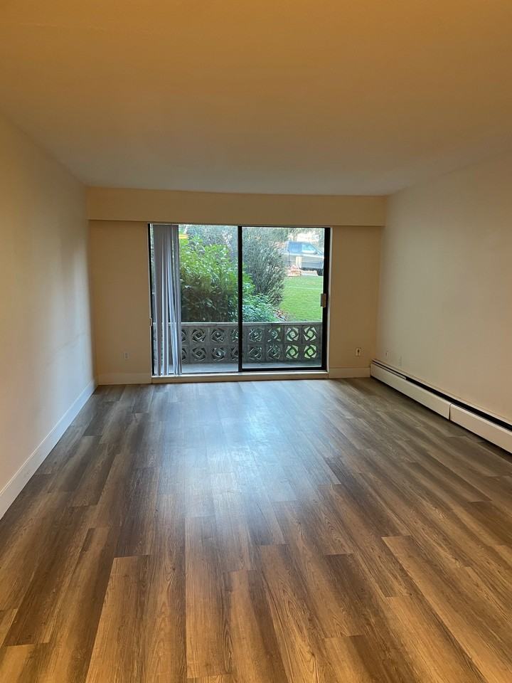 420 Eleventh Street #218 - Photo 4 of 15