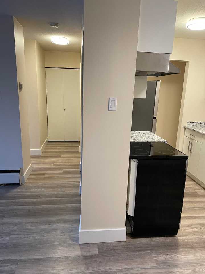 420 Eleventh Street #218 - Photo 5 of 15