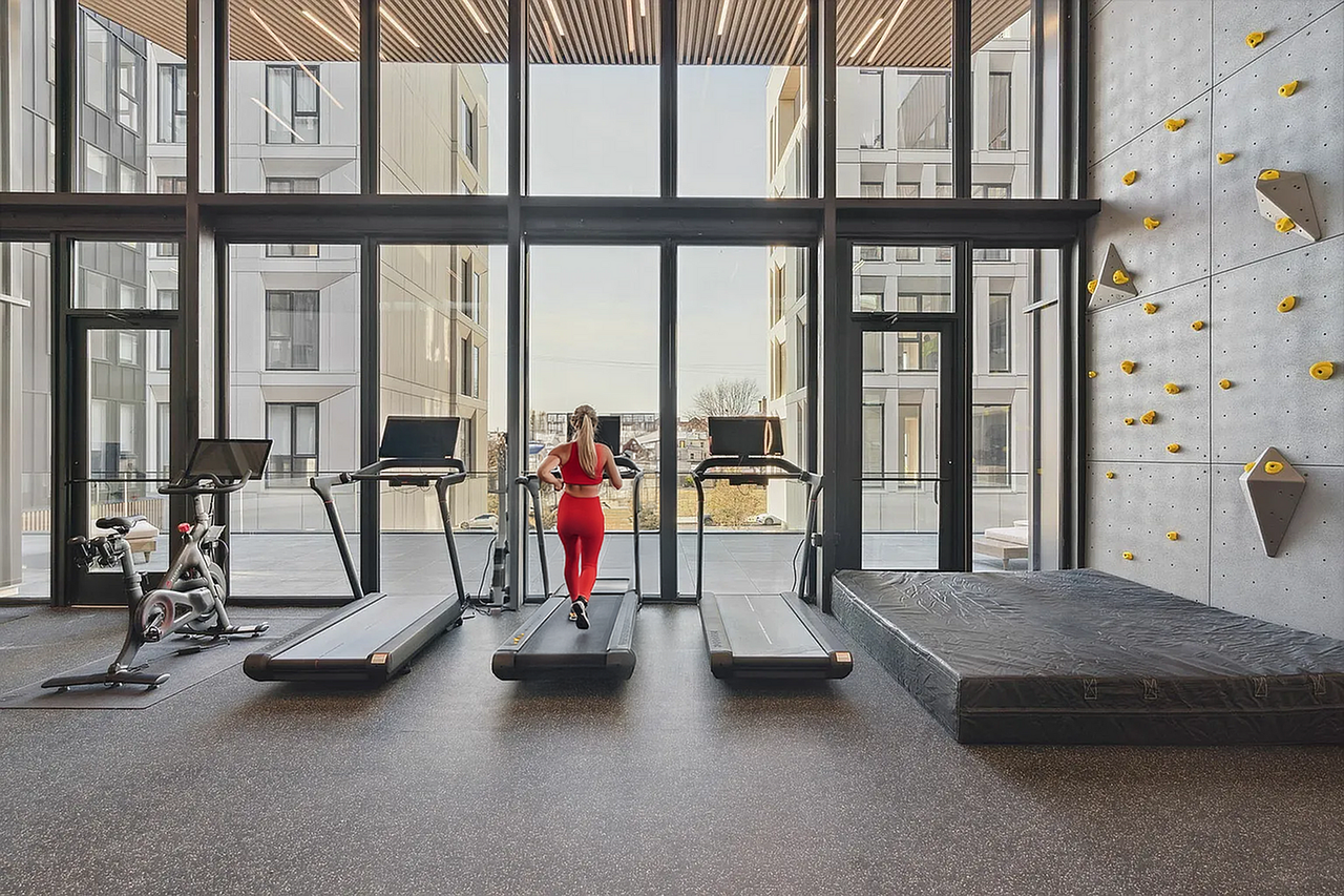 The Luxe in Fishtown West - Photo 5 of 39