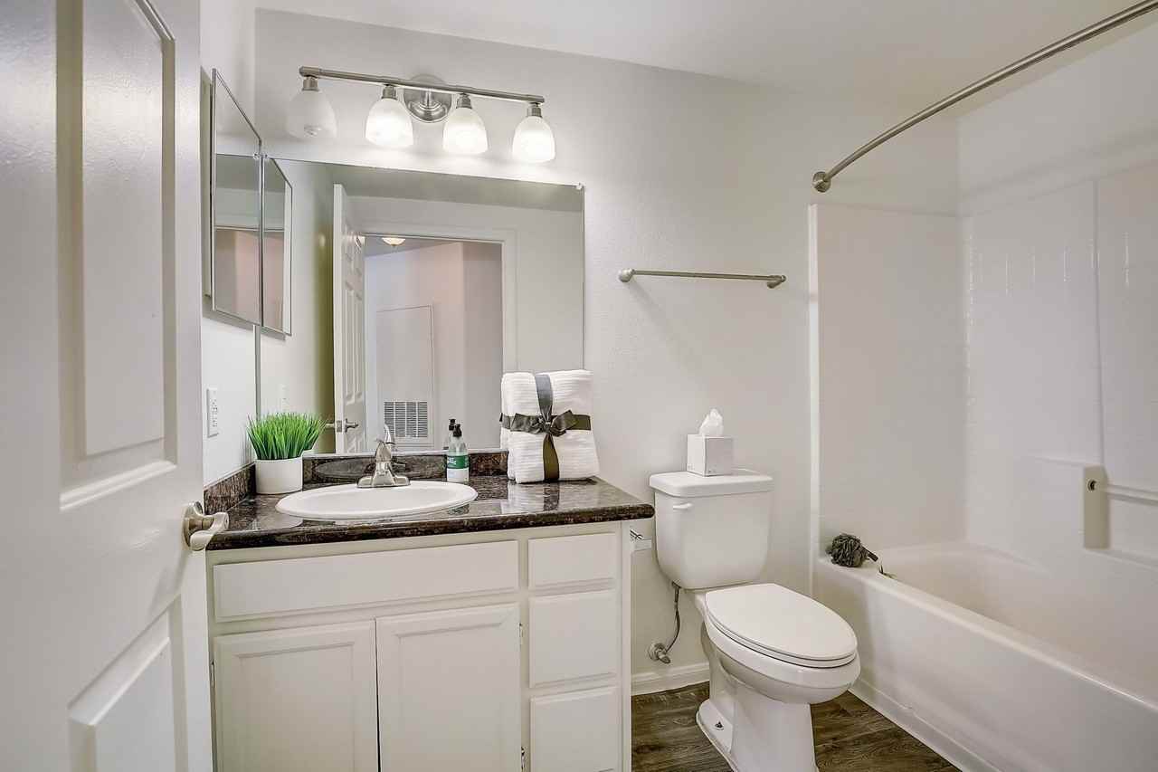 Ritiro Las Vegas - Photo 7 of 50