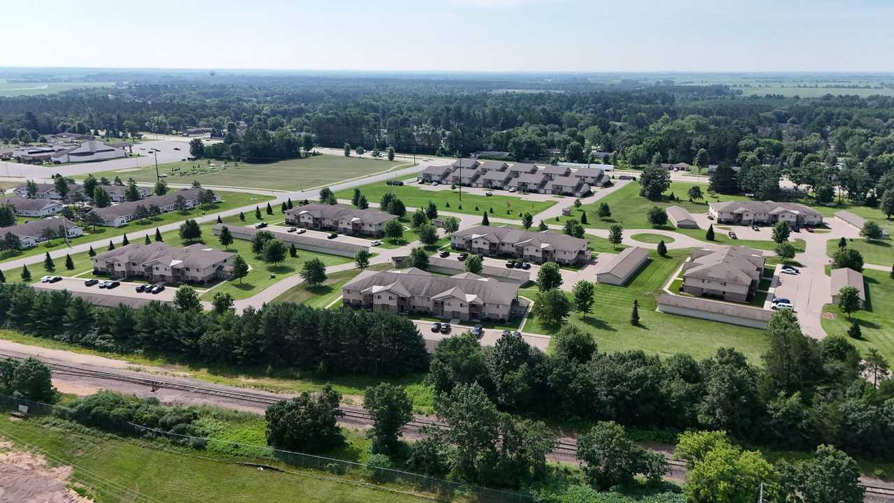 Willow Estates - Photo 4 of 50