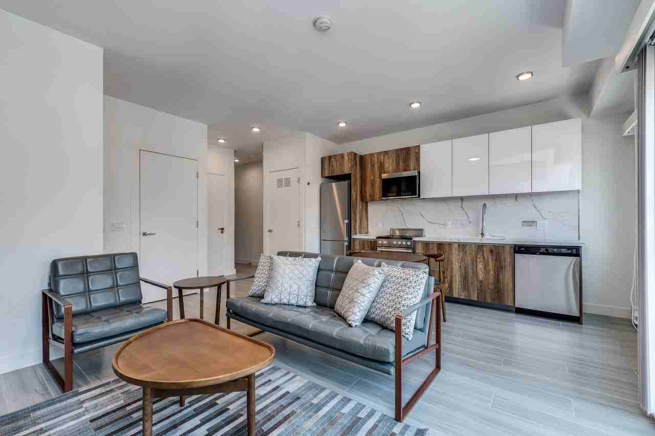 1168 Pendrell Street - Photo 6