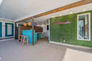 Beachcomber - Photo 1 of 1