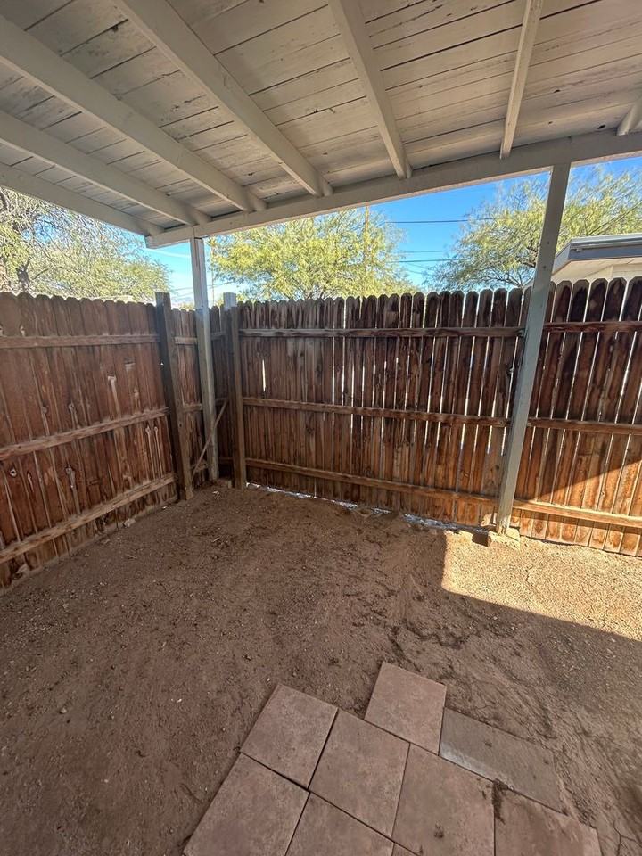 2130 N Forgeus Ave #A - Photo 5 of 9