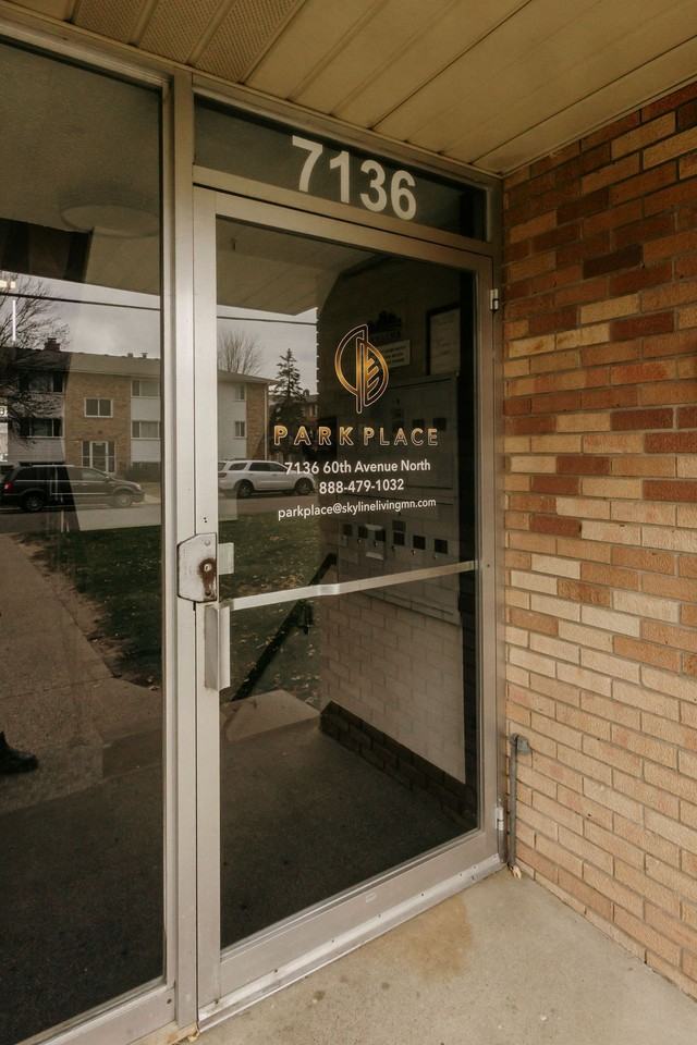 Park Place off Broadway - Photo 4 of 50