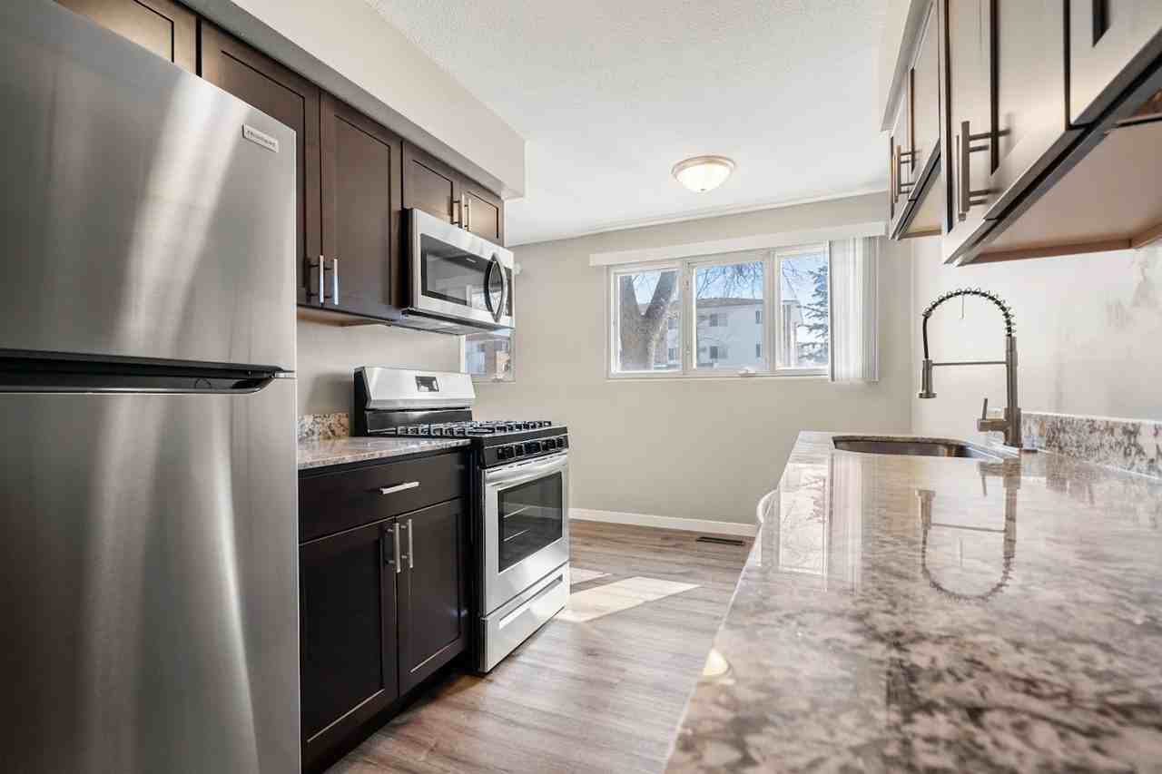 Park Place off Broadway - Photo 5 of 50