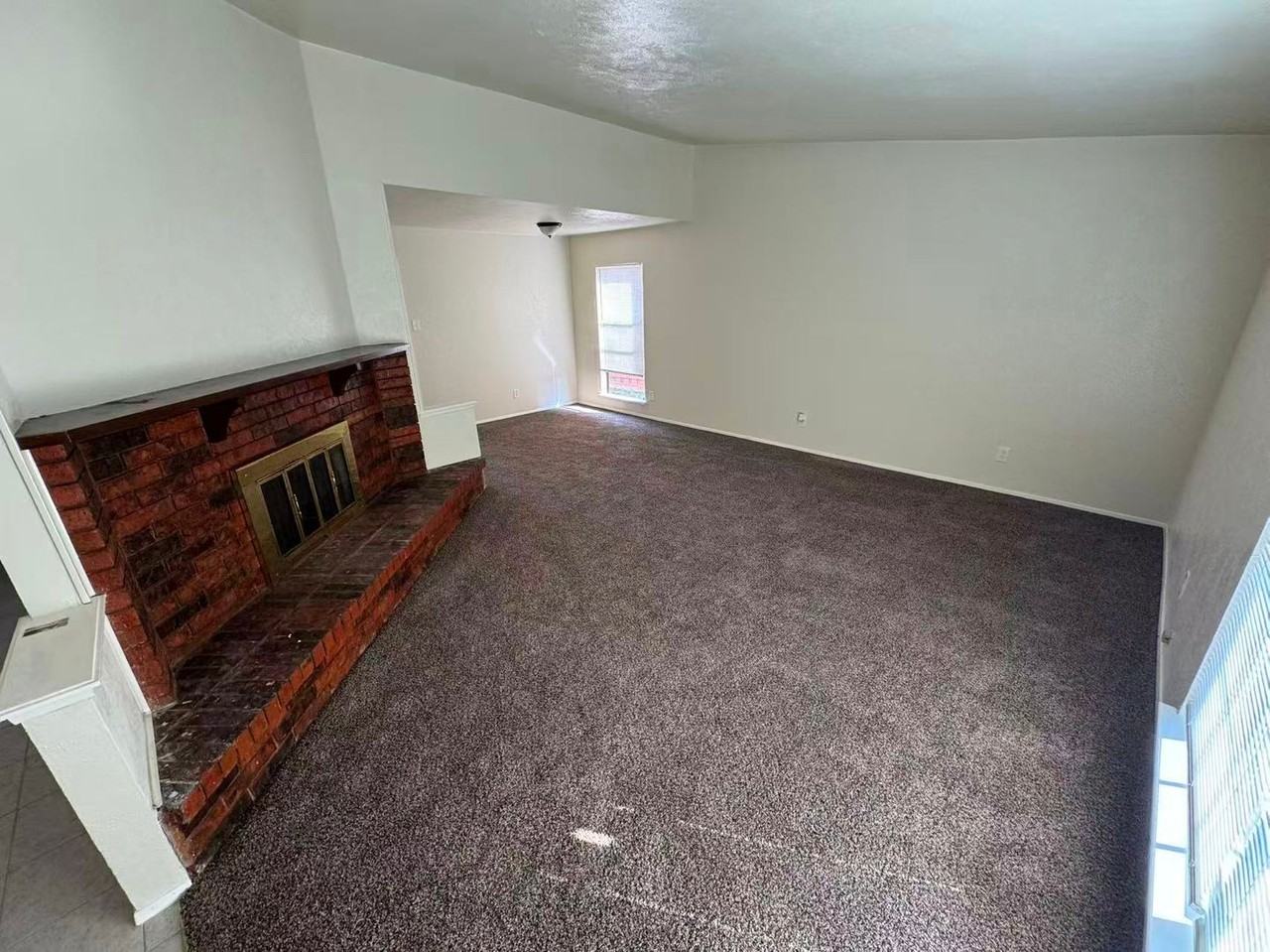 8821 Millwood Dr - Photo 3 of 17