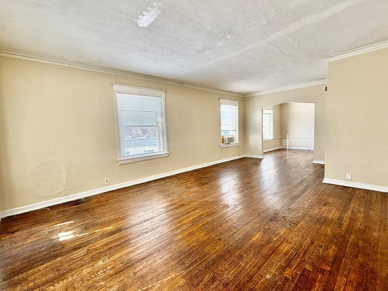 Afton Apartments - Photo 3 of 22