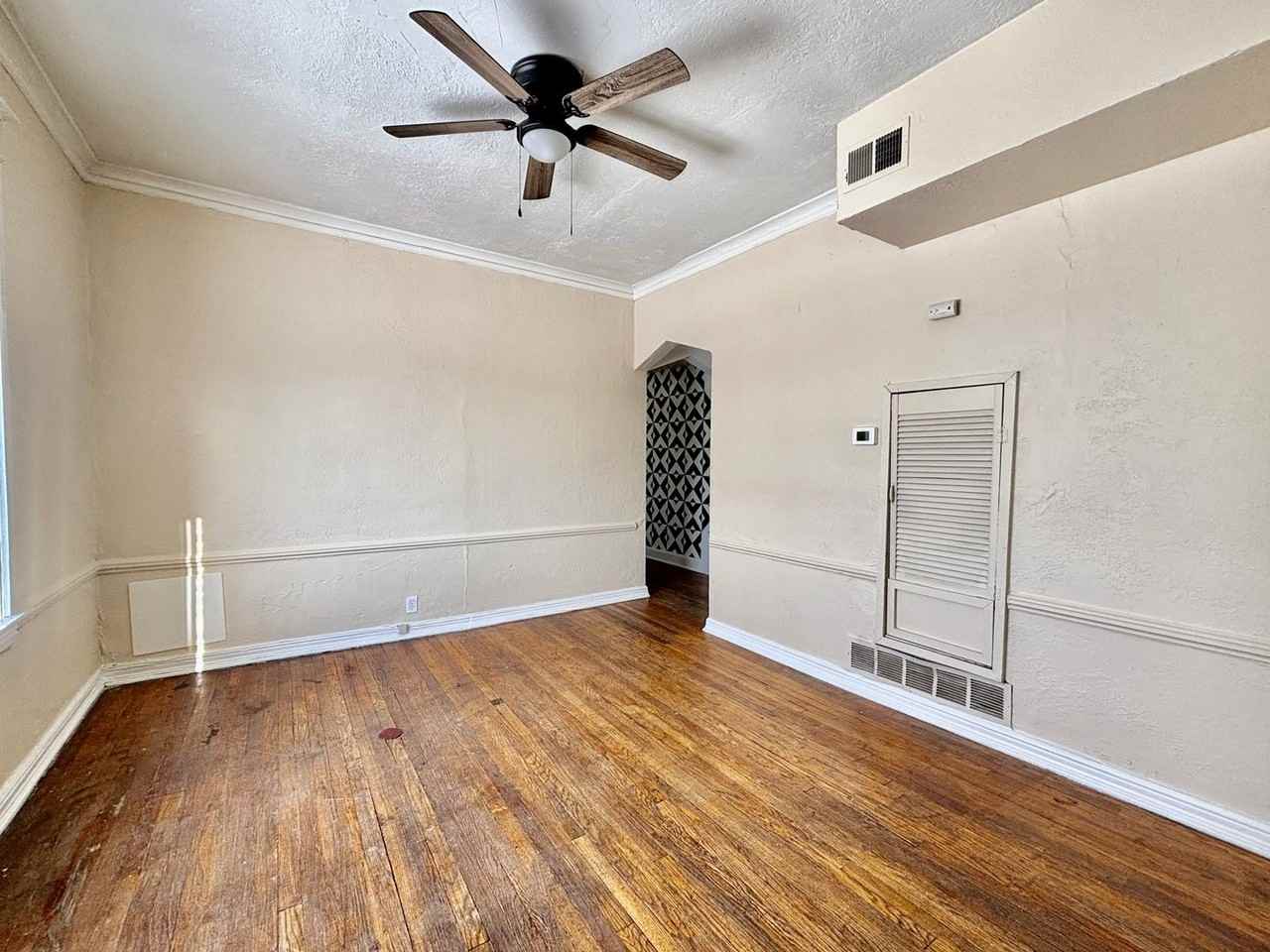 Afton Apartments - Photo 4 of 22