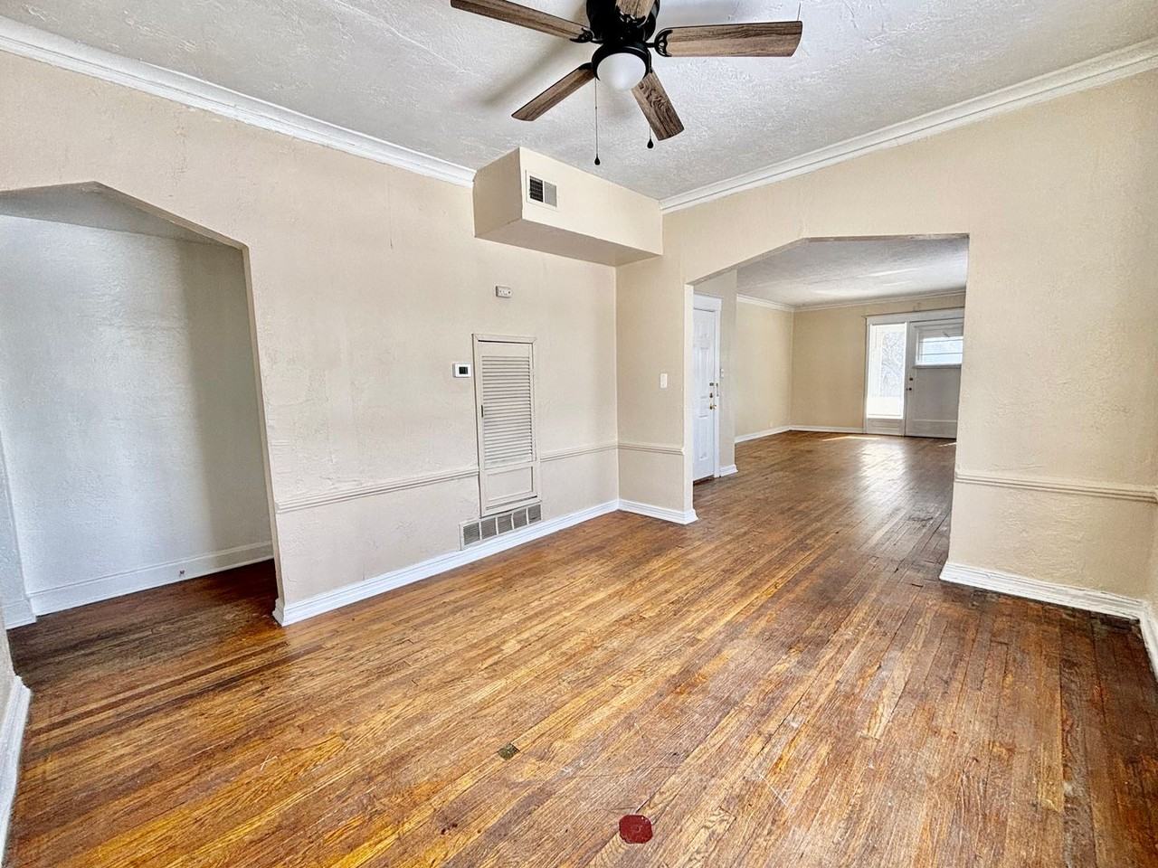 Afton Apartments - Photo 5 of 22