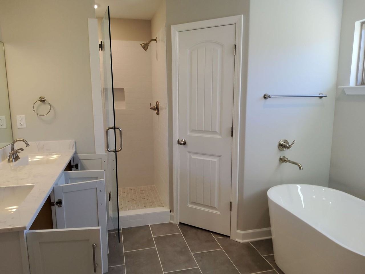 50 50 Blue Dr - Photo 5 of 15