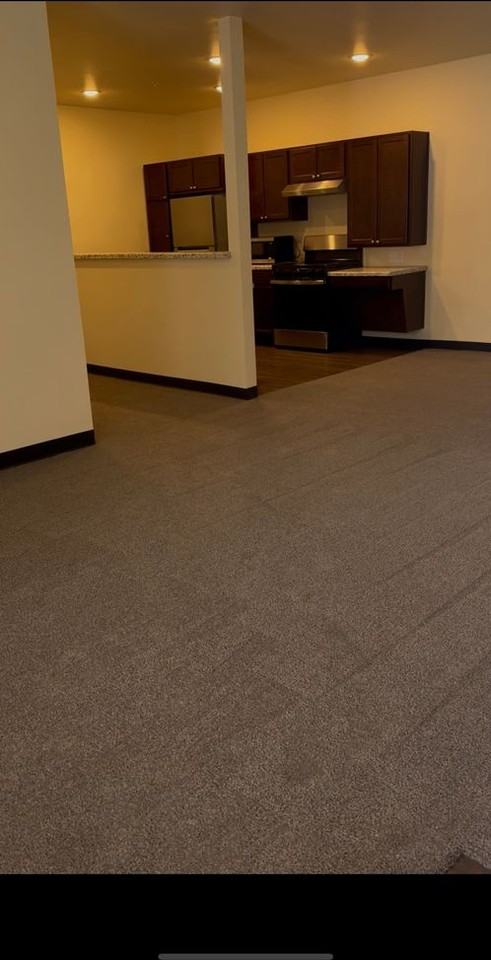 721 Meridian Dr - Photo 2 of 11