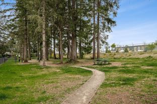 7127 32nd Ave Ne - Photo 1 of 1