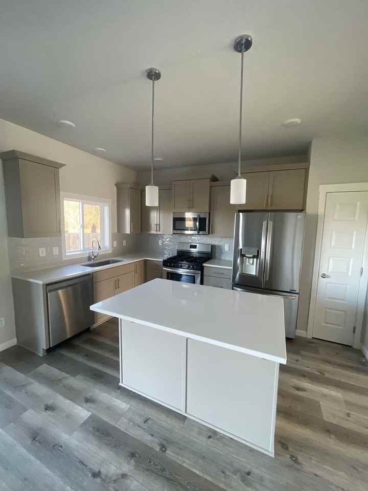 4583 Sagecrest Dr Ne - Photo 3 of 46