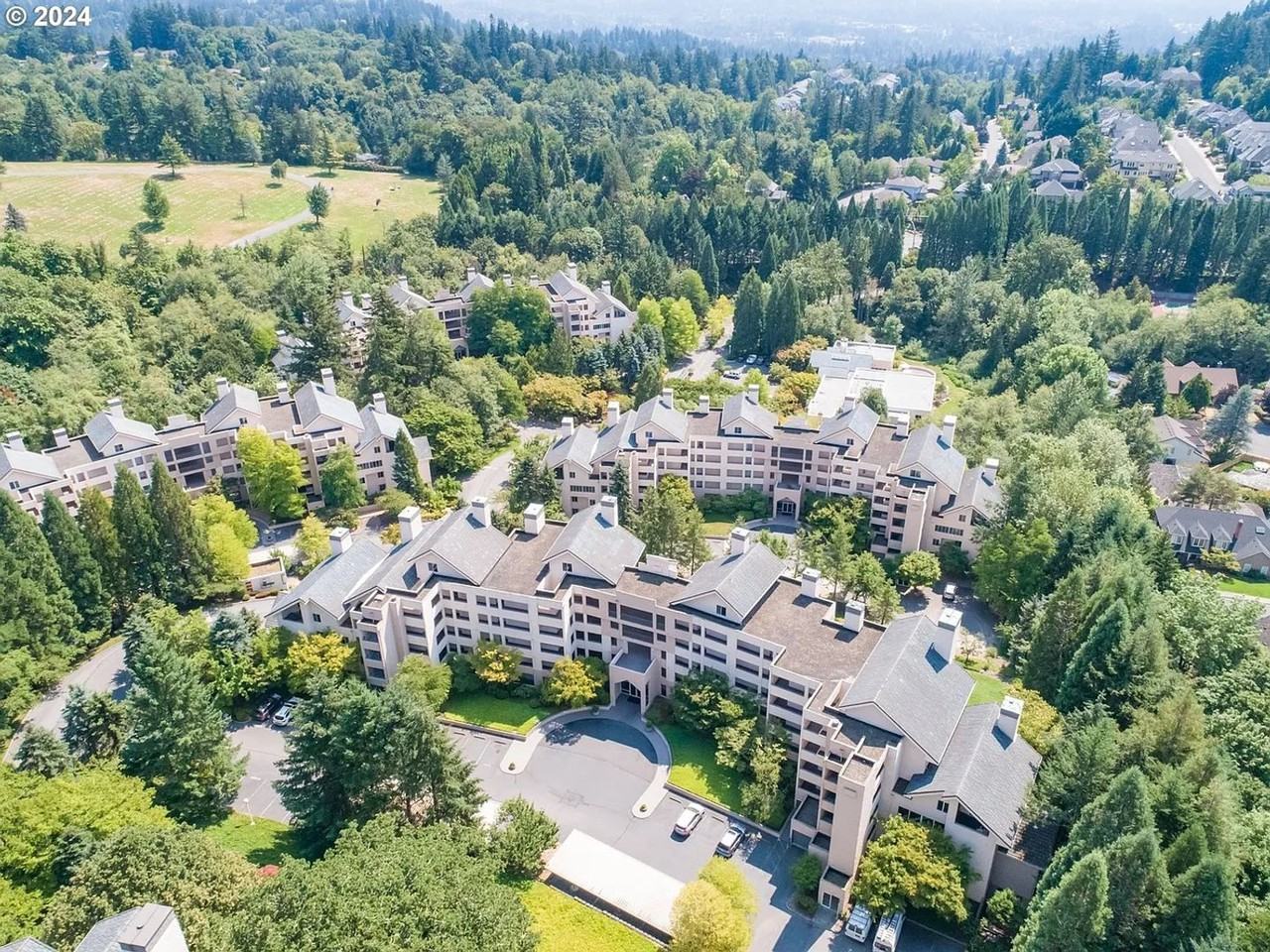 6685 W Burnside St #332 - Photo 2 of 31