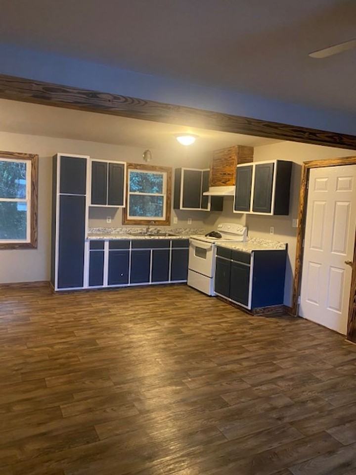 784 Rose Ct - Photo 5 of 9