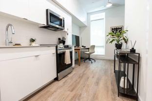 4225 Se Milwaukie Ave - Photo 1 of 1
