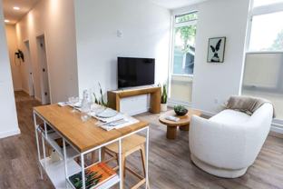 4225 Se Milwaukie Ave - Photo 1 of 1