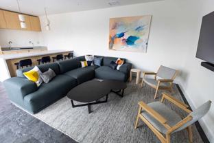 4225 Se Milwaukie Ave - Photo 1 of 1