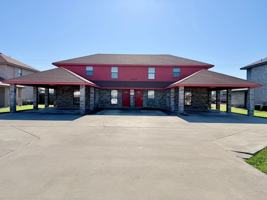 featured image of 1102 Leslie Circle