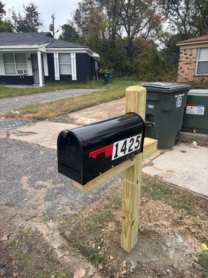 1425 Todds Creek Cv - Photo 2 of 12