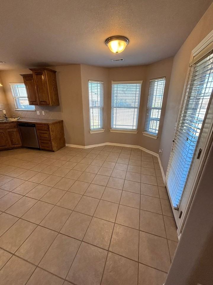 3576 West Clearwood Drive - Photo 6 of 17