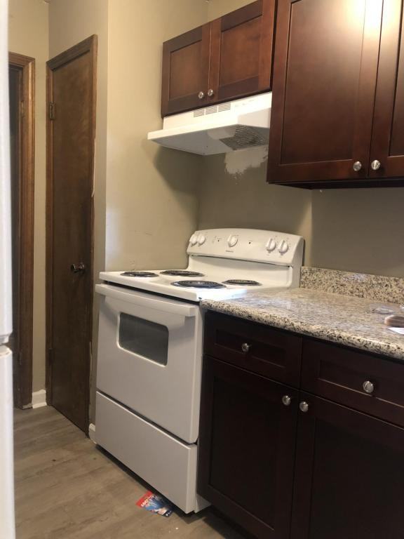 2025 Sherwood Meadow Drive - Photo 5 of 14