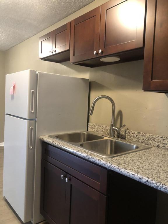 2025 Sherwood Meadow Drive - Photo 6 of 14