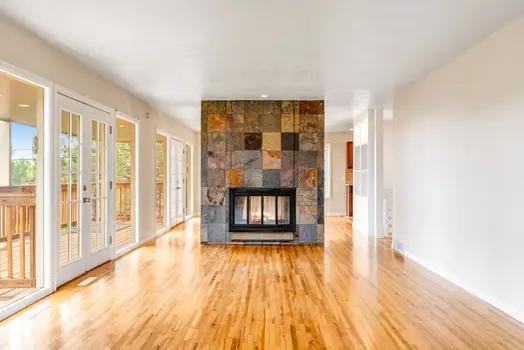 703 Orion Dr - Photo 6 of 35