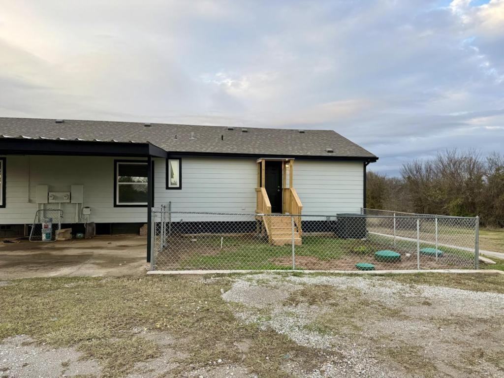 198 Rolling Gln - Photo 4 of 24