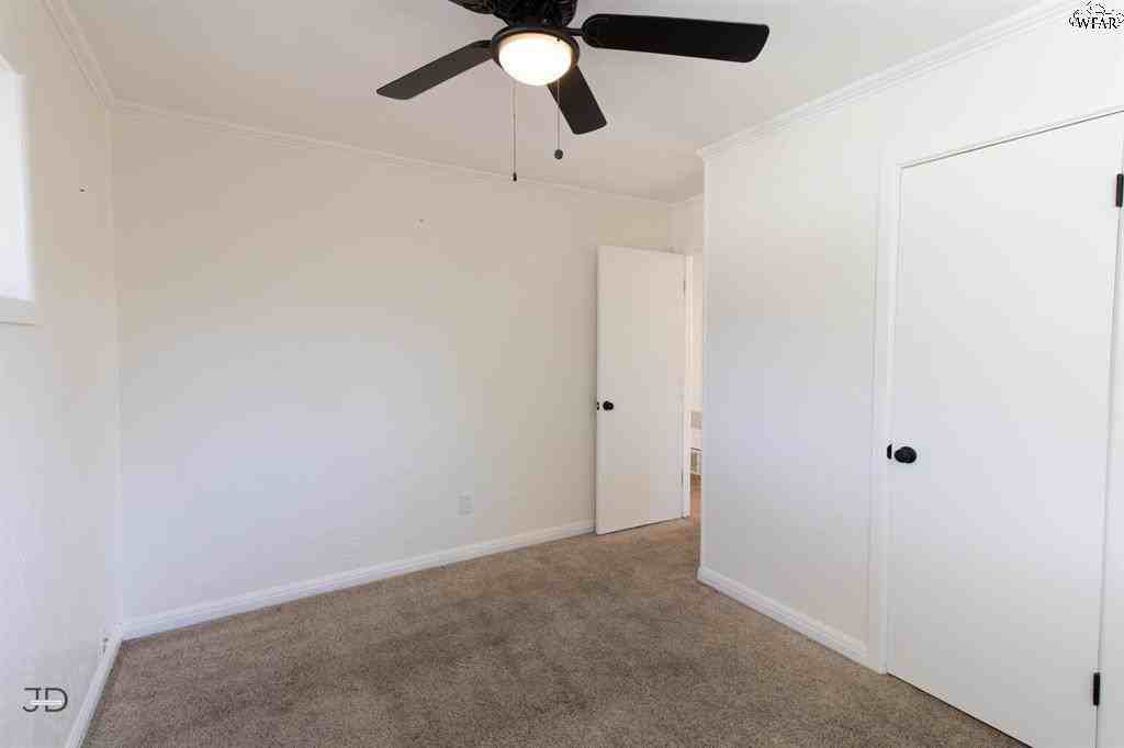 674 Bell Rd S - Photo 3 of 21