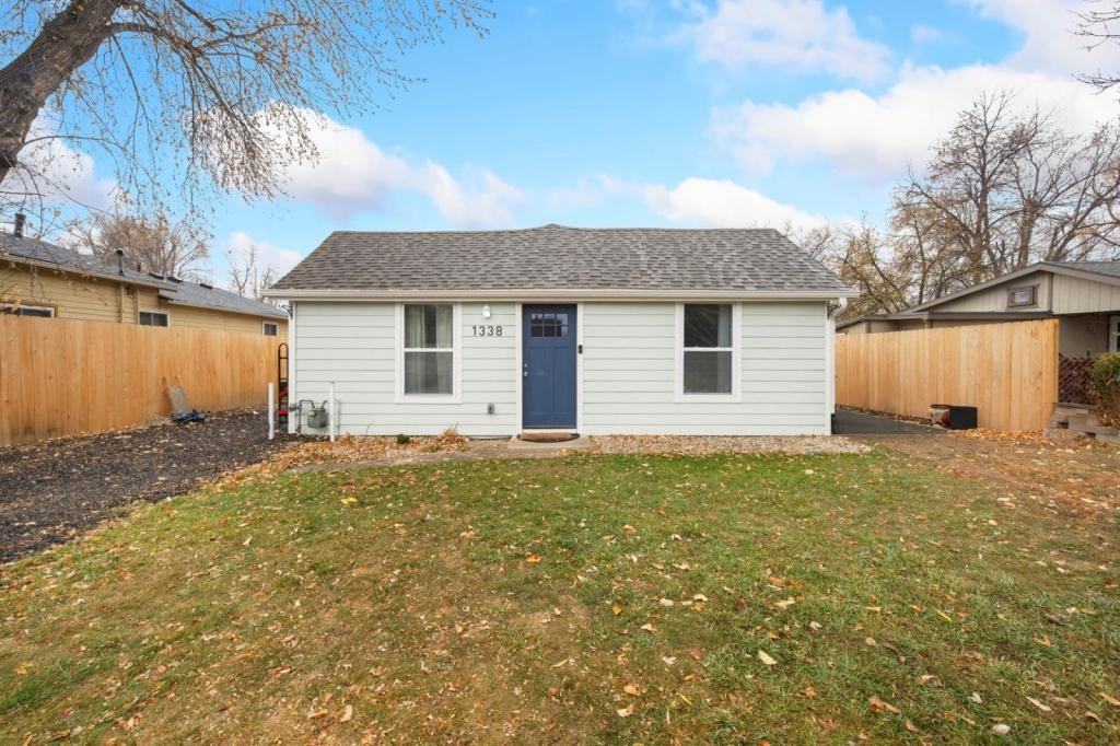 1338 East 7th Street