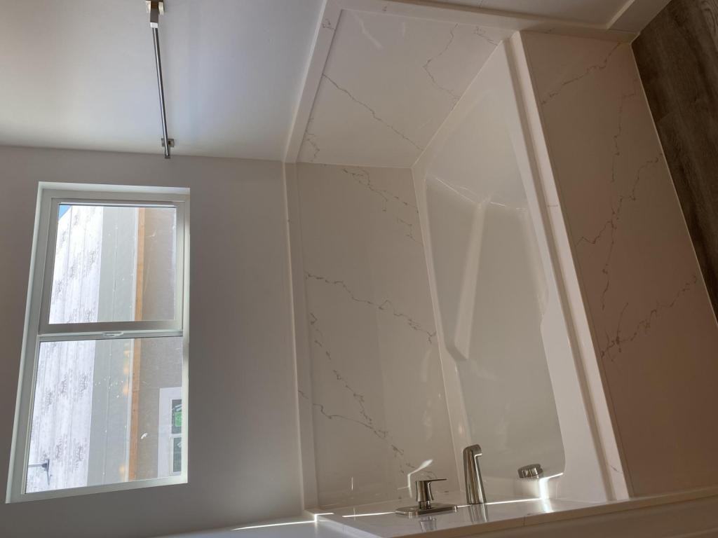 2104 S 3125 W - Photo 5 of 27