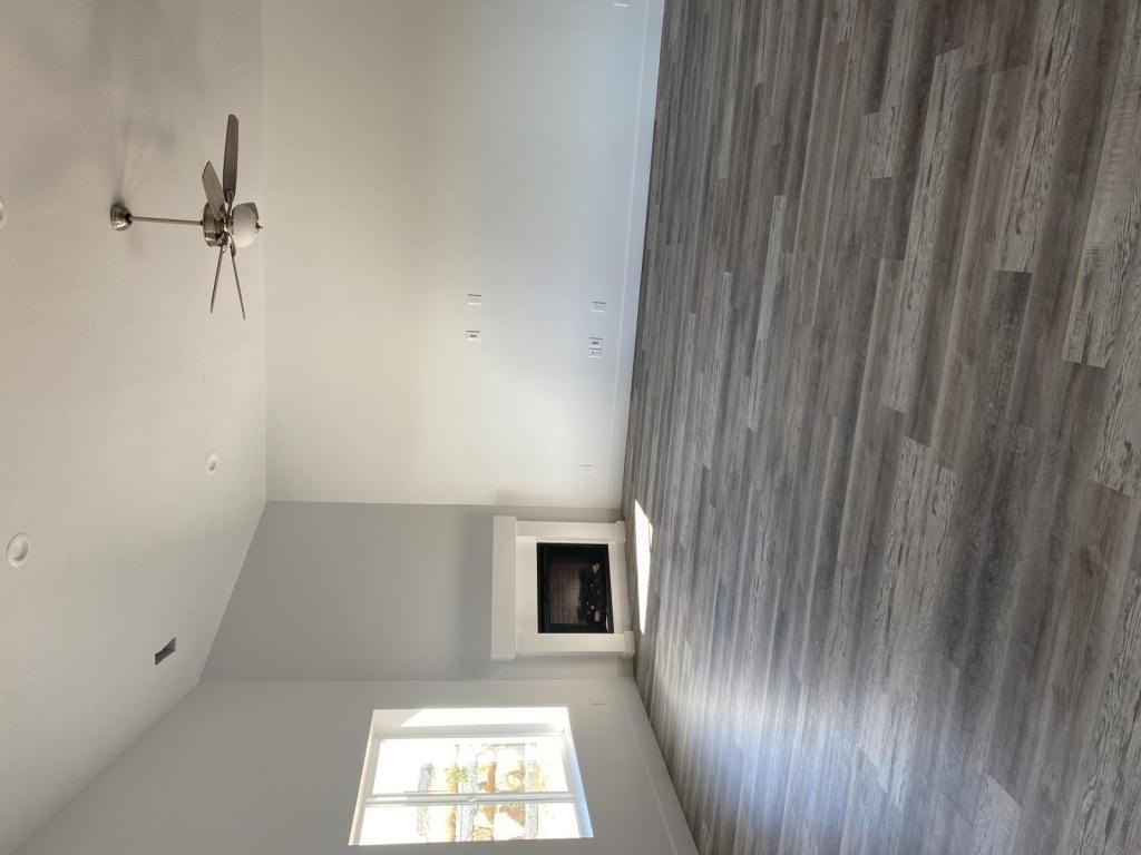 2104 S 3125 W - Photo 7 of 27