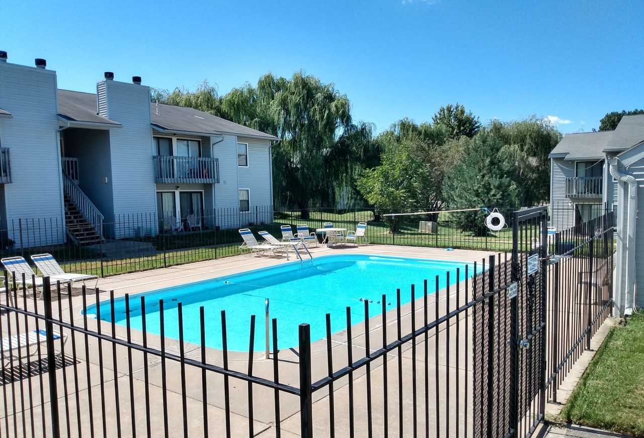 Willow Run Apartments - Photo 3 of 4