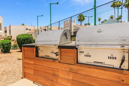 Tides on 44th Ave. 3 of 4