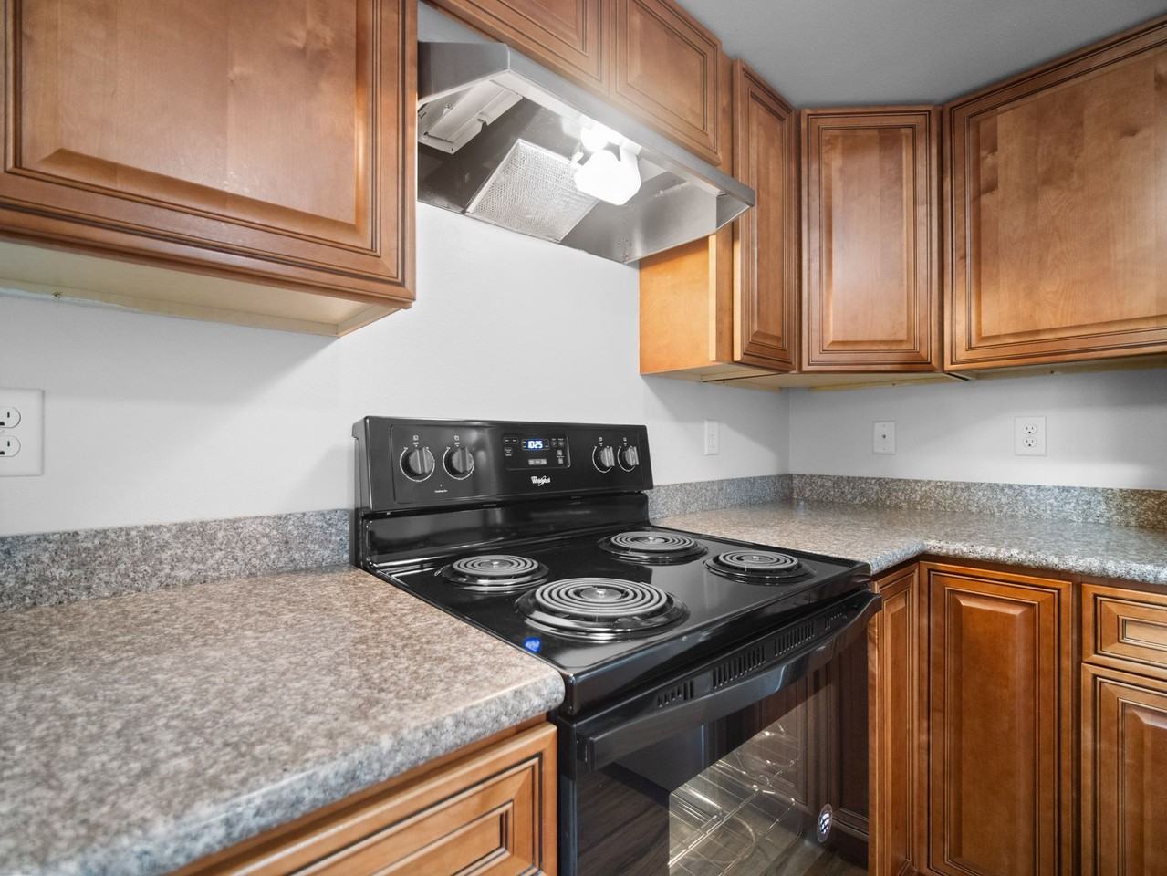 Discover Comfort & Convenience at Alice Townhomes - Photo 7 of 27