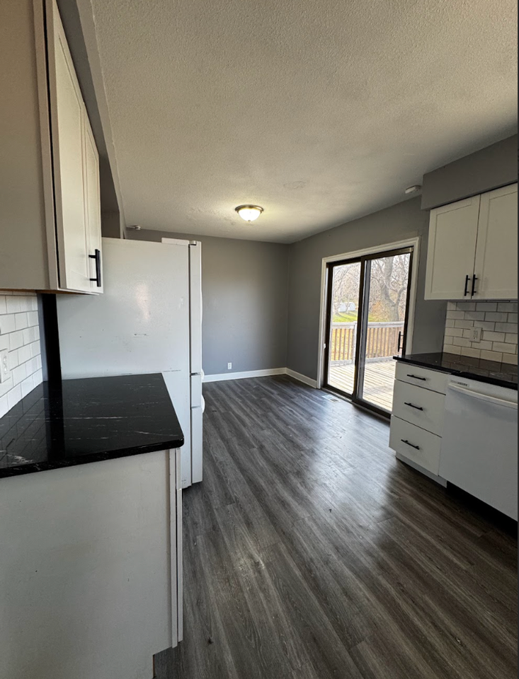 4112 N 84th St - Photo 2 of 15