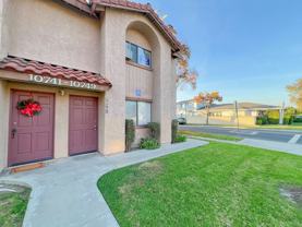 10741Chest - Photo 1 of 1