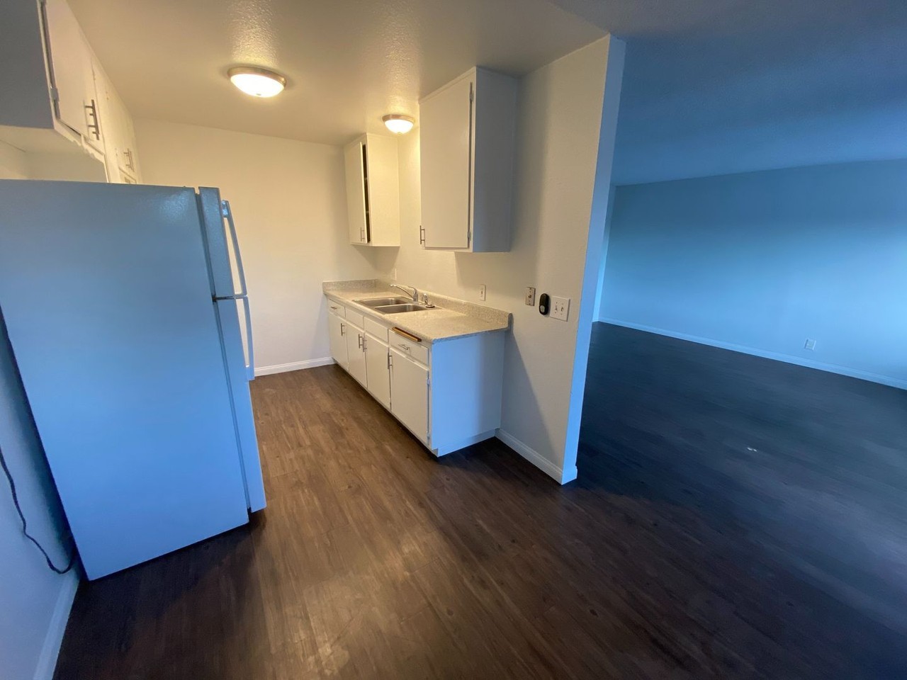 338 Montgomery St #2 - Photo 7 of 12